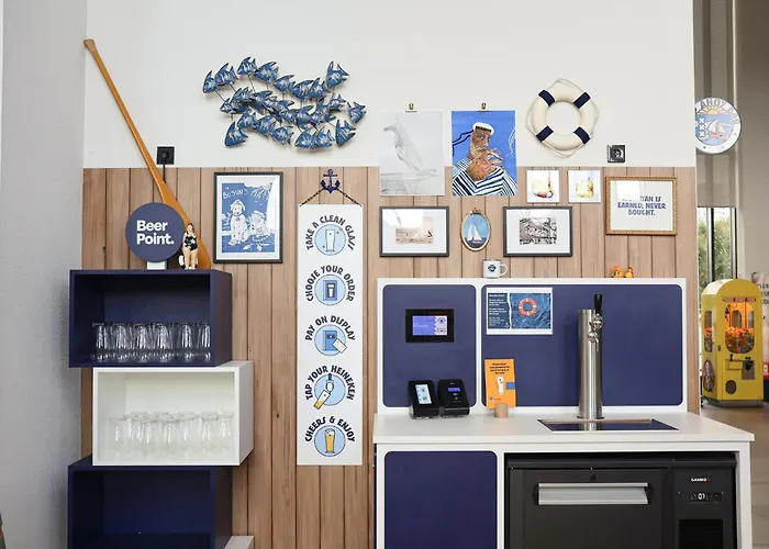 Meininger Amsterdam AmstelHostel